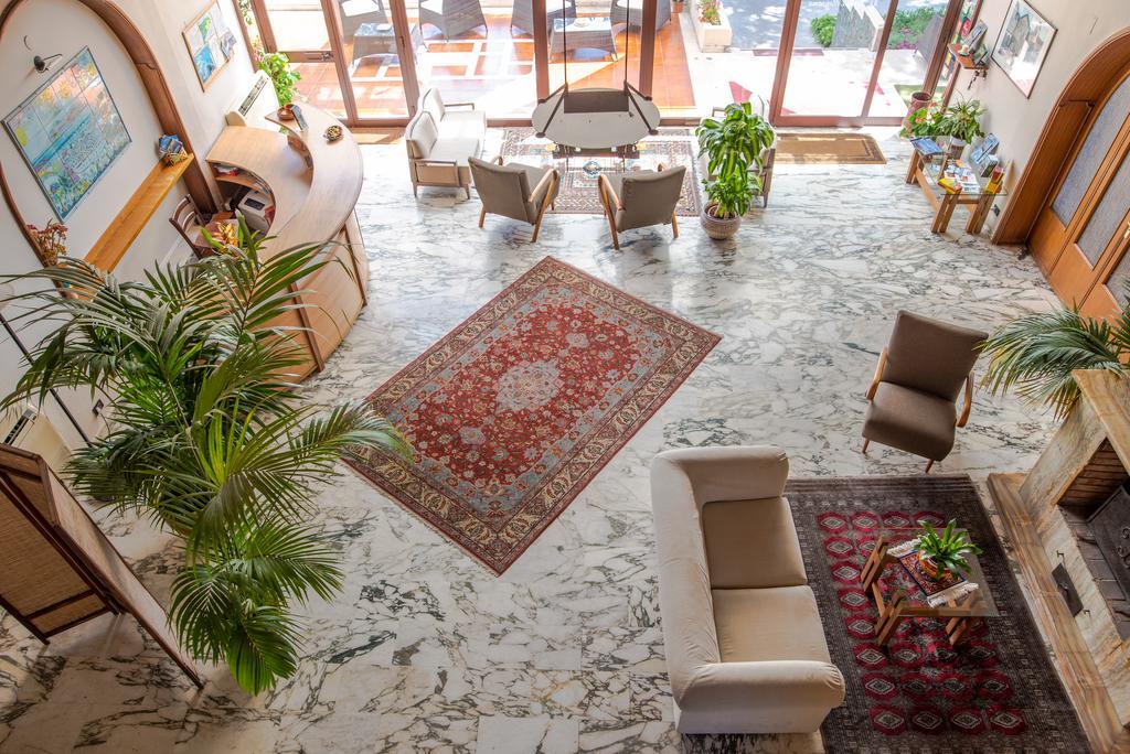 Villa Morgana Resort And Spa Torre di Faro Buitenkant foto