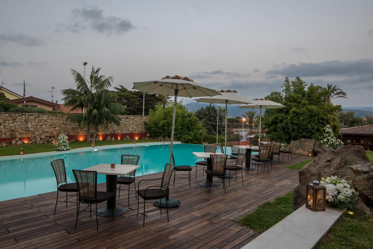 Villa Morgana Resort And Spa Torre di Faro Buitenkant foto
